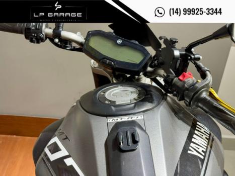 YAMAHA MT-07 700 ABS, Foto 14