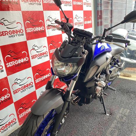 YAMAHA MT-07 700 ABS, Foto 11