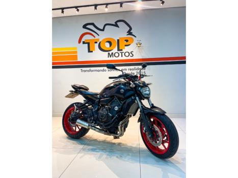 YAMAHA MT-07 700 ABS, Foto 4