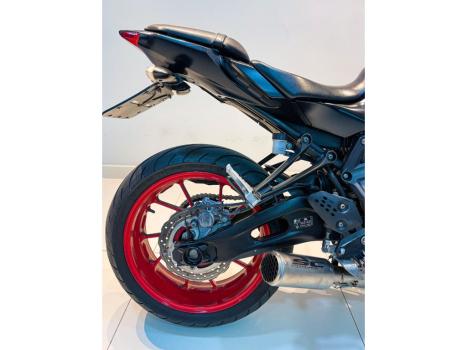 YAMAHA MT-07 700 ABS, Foto 7