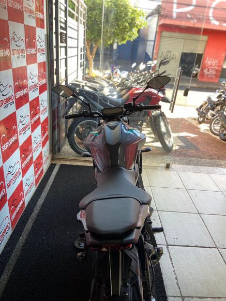 YAMAHA MT-07 700 ABS, Foto 7