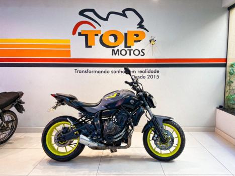 YAMAHA MT-07 700 ABS, Foto 1