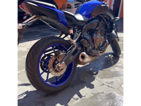 YAMAHA MT-07 700 ABS, Foto 5