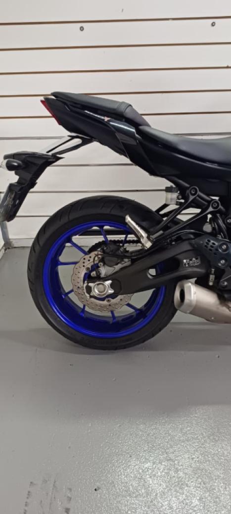 YAMAHA MT-07 700 ABS, Foto 8