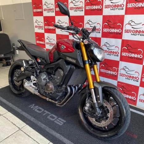 YAMAHA MT-09 850 ABS, Foto 4