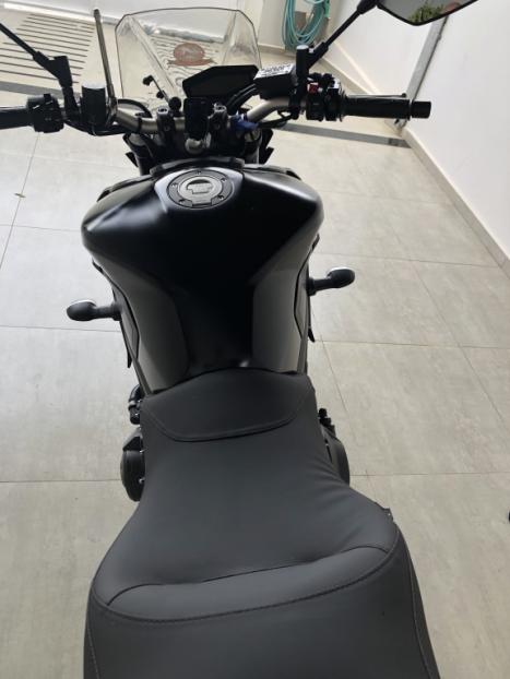 YAMAHA MT-09 850 ABS, Foto 6