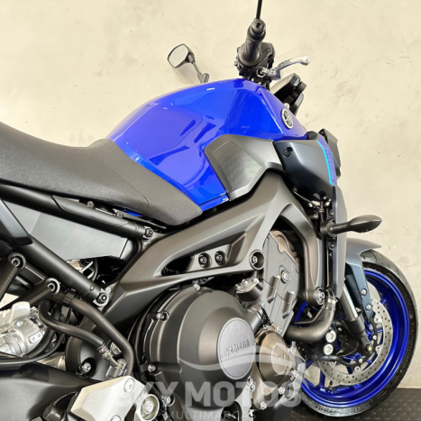 YAMAHA MT-09 850 ABS, Foto 8