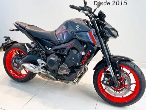 YAMAHA MT-09 850 ABS, Foto 3