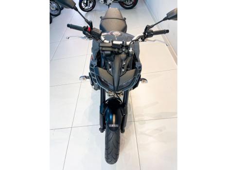 YAMAHA MT-09 850 ABS, Foto 4