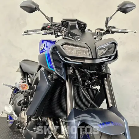 YAMAHA MT-09 850 ABS, Foto 5