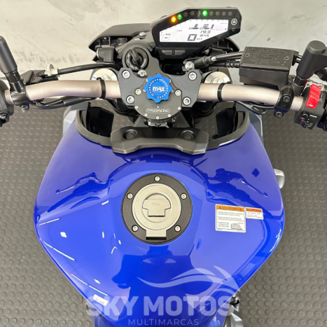 YAMAHA MT-09 850 ABS, Foto 10