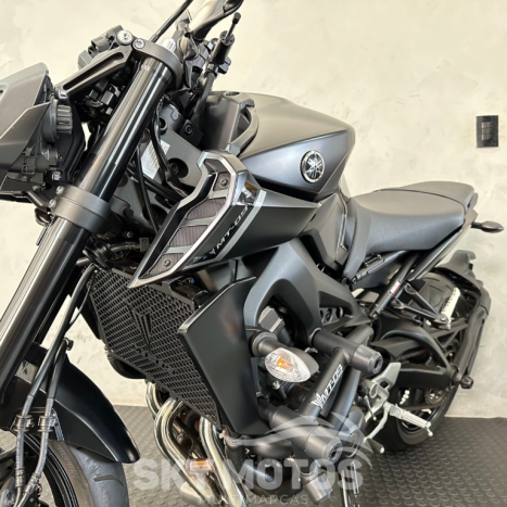 YAMAHA MT-09 850 ABS, Foto 17