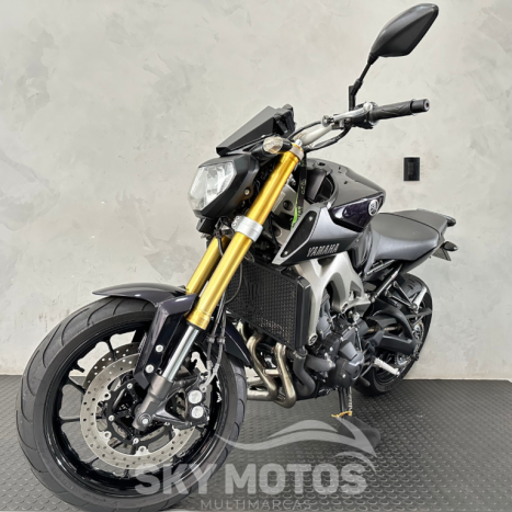 YAMAHA MT-09 850 ABS, Foto 14