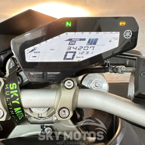 YAMAHA MT-09 850 ABS, Foto 20