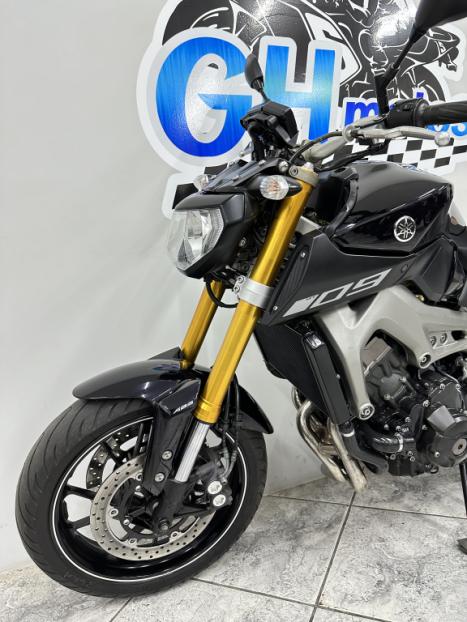 YAMAHA MT-09 850 ABS, Foto 7