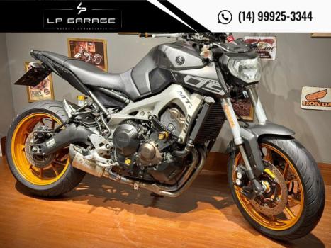 YAMAHA MT-09 850 ABS, Foto 3