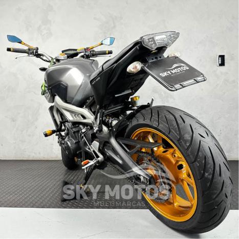 YAMAHA MT-09 850 ABS, Foto 14