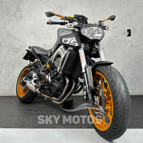 YAMAHA MT-09 850 ABS, Foto 9