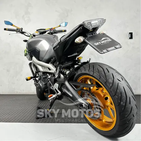 YAMAHA MT-09 850 ABS, Foto 17