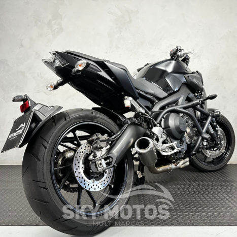 YAMAHA MT-09 850 ABS, Foto 6