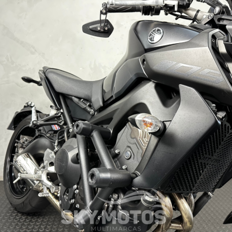 YAMAHA MT-09 850 ABS, Foto 9