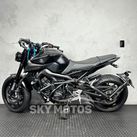 YAMAHA MT-09 850 ABS, Foto 10