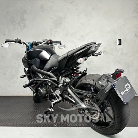 YAMAHA MT-09 850 ABS, Foto 17