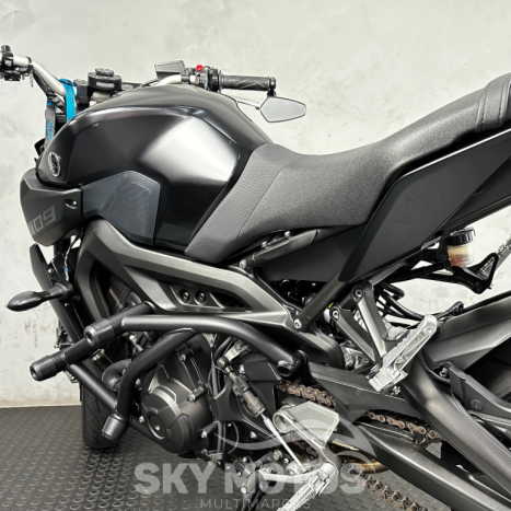 YAMAHA MT-09 850 ABS, Foto 18