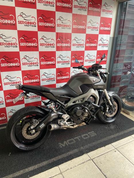YAMAHA MT-09 850 ABS, Foto 8