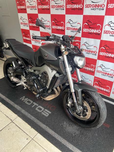 YAMAHA MT-09 850 ABS, Foto 9