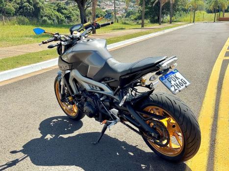 YAMAHA MT-09 850 ABS, Foto 6
