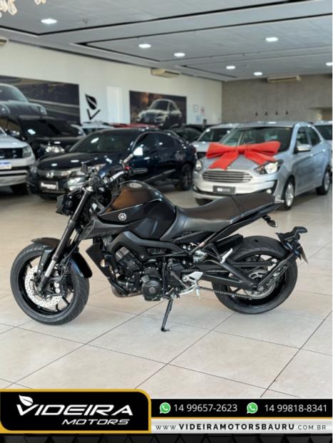 YAMAHA MT-09 850 ABS, Foto 3