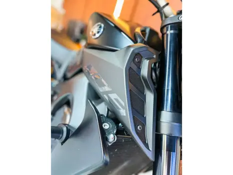 YAMAHA MT-09 850 ABS, Foto 6