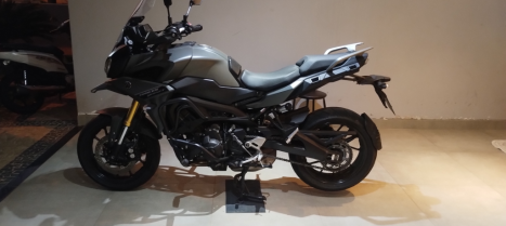 YAMAHA MT-09 Tracer GT 900 , Foto 4