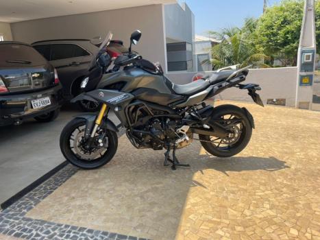 YAMAHA MT-09 Tracer GT 900 , Foto 3