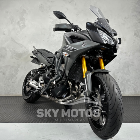 YAMAHA MT-09 Tracer GT 900 , Foto 4