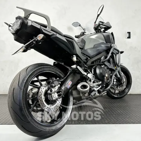 YAMAHA MT-09 Tracer GT 900 , Foto 6