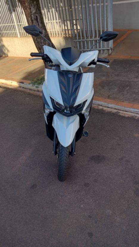 YAMAHA Neo UBS 125 , Foto 3