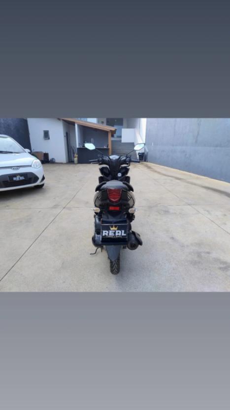 YAMAHA Neo UBS 125 , Foto 6