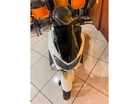 YAMAHA NMax 160 ABS, Foto 4