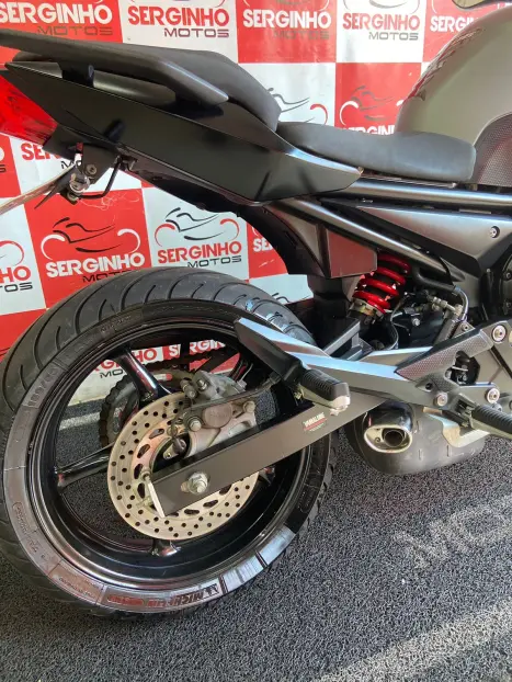 YAMAHA XJ6 600 F, Foto 8