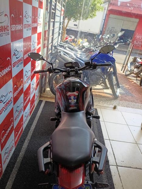 YAMAHA XJ6 600 F, Foto 3