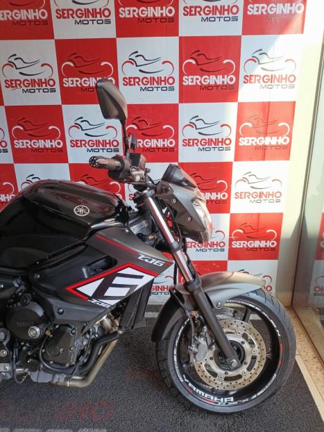 YAMAHA XJ6 600 F, Foto 4