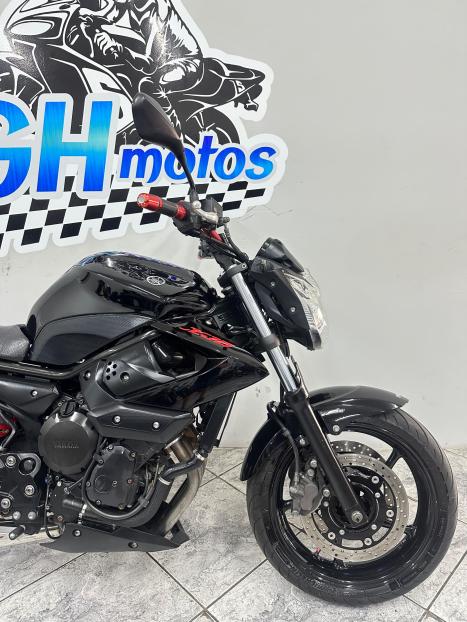 YAMAHA XJ6 600 N, Foto 2