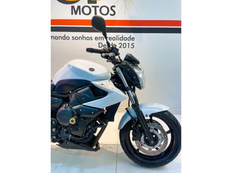 YAMAHA XJ6 600 N, Foto 2