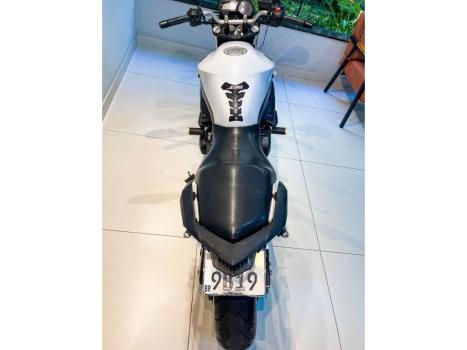 YAMAHA XJ6 600 N, Foto 8