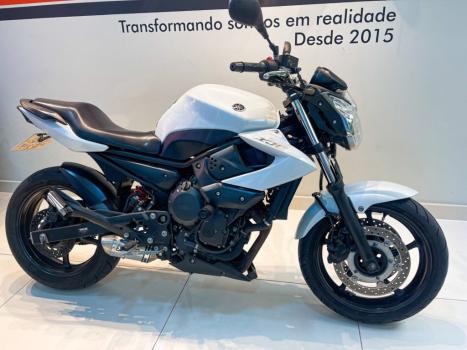 YAMAHA XJ6 600 N, Foto 3