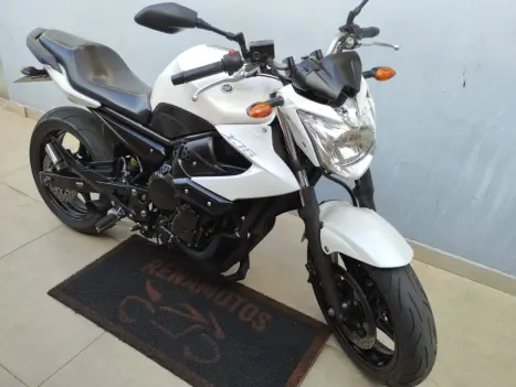 YAMAHA XJ6 600 N, Foto 5