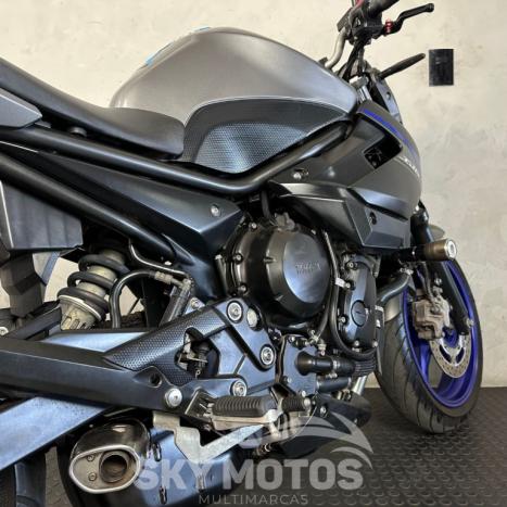 YAMAHA XJ6 600 N, Foto 4