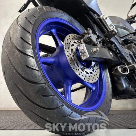 YAMAHA XJ6 600 N, Foto 7